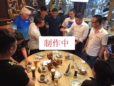 对话更是风