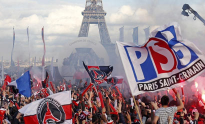 首席执行官 Bestia 展示了团队所有玩家的签证——社区支持俱乐部